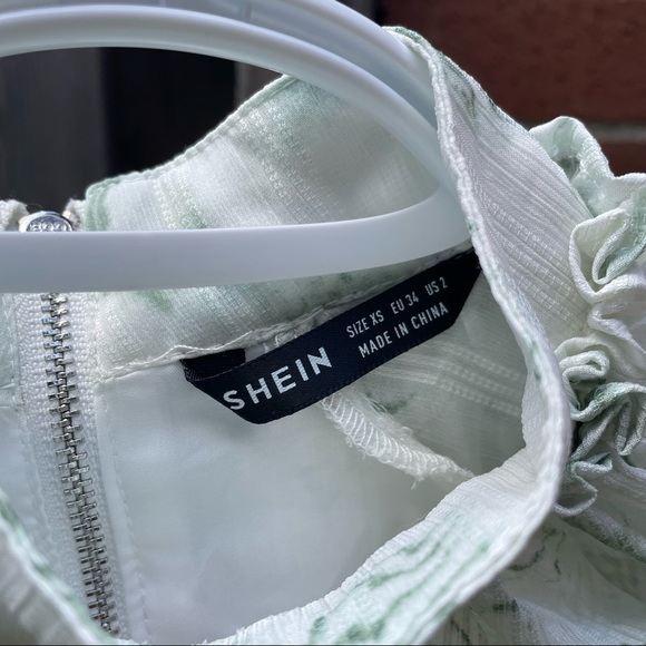 SHEIN Keyhole Neck Lantern Sleeve Blouse - Picture 3 of 5